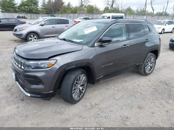3C4NJDCB6NT143570 2022 JEEP COMPASS - Image 2