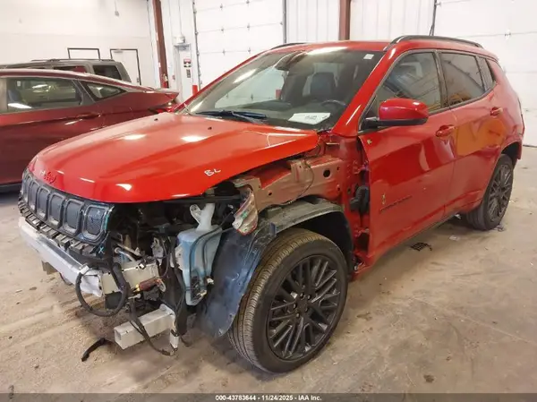 3C4NJDCB6NT158800 2022 JEEP COMPASS - Image 2