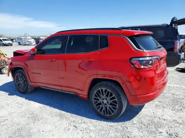 3C4NJDCB6NT173068 2022 JEEP COMPASS - Image 2