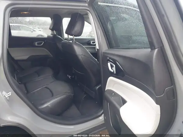 3C4NJDCB6NT179520 2022 JEEP COMPASS - Image 8