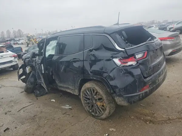 3C4NJDCB6NT185656 2022 JEEP COMPASS - Image 2