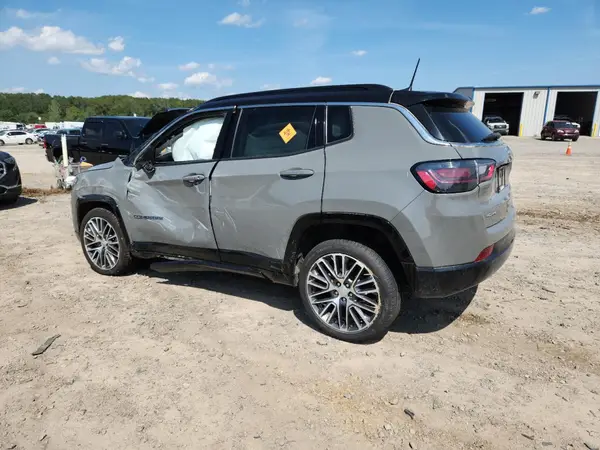 3C4NJDCB6NT210247 2022 JEEP COMPASS - Image 2