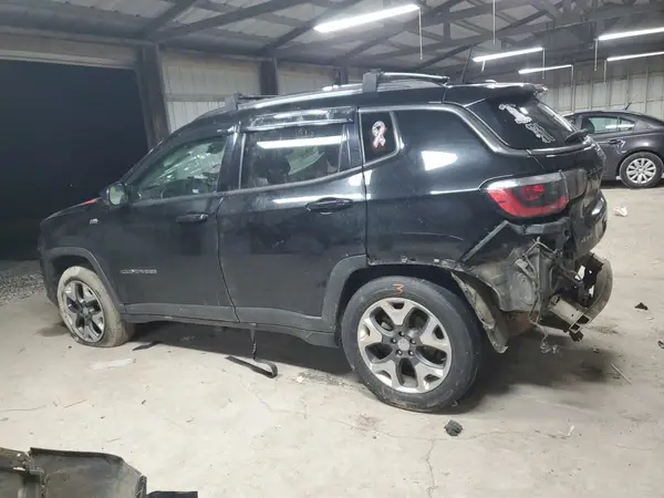 3C4NJDCB7HT616896 2017 JEEP COMPASS - Image 2