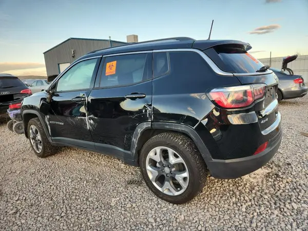3C4NJDCB7JT107476 2018 JEEP COMPASS - Image 2
