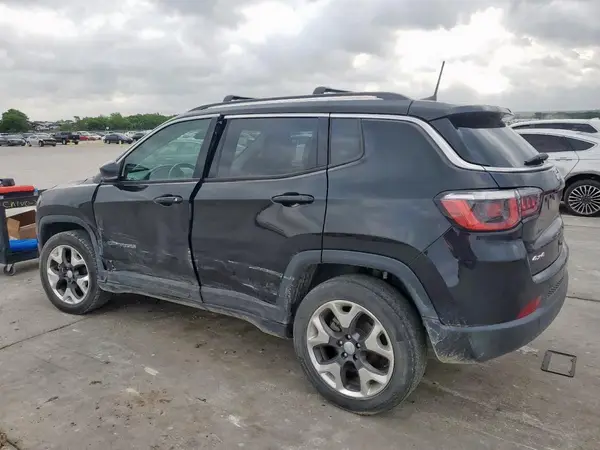 3C4NJDCB7JT135679 2018 JEEP COMPASS - Image 2