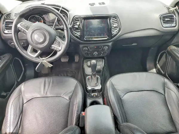 3C4NJDCB7JT177415 2018 JEEP COMPASS - Image 8