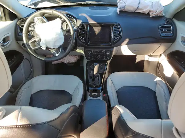 3C4NJDCB7JT179603 2018 JEEP COMPASS - Image 8