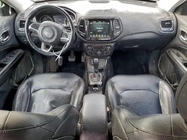 3C4NJDCB7JT190228 2018 JEEP COMPASS - Image 8