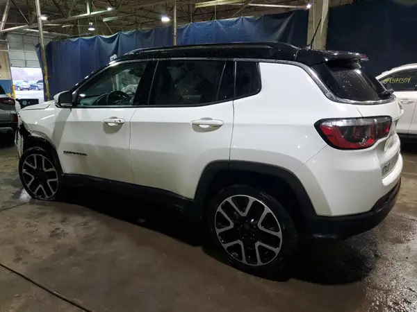 3C4NJDCB7JT206184 2018 JEEP COMPASS - Image 2