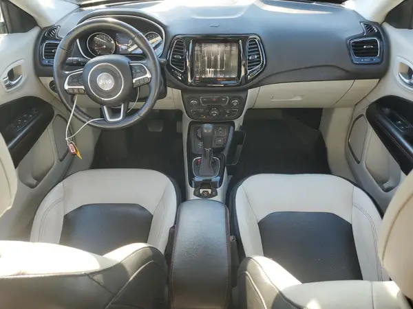 3C4NJDCB7JT230131 2018 JEEP COMPASS - Image 8