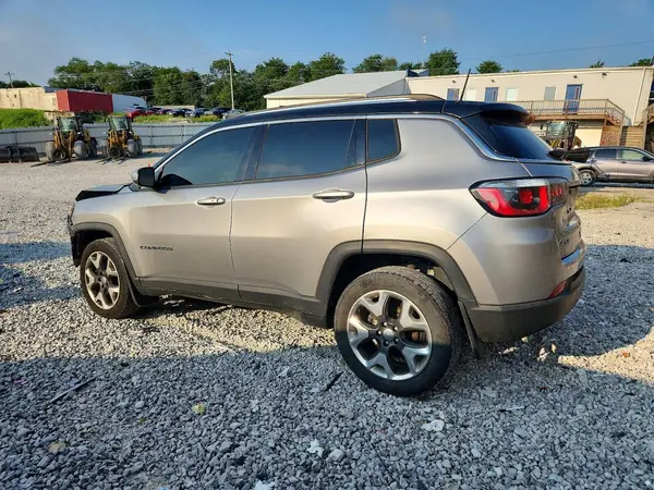 3C4NJDCB7JT241226 2018 JEEP COMPASS - Image 2