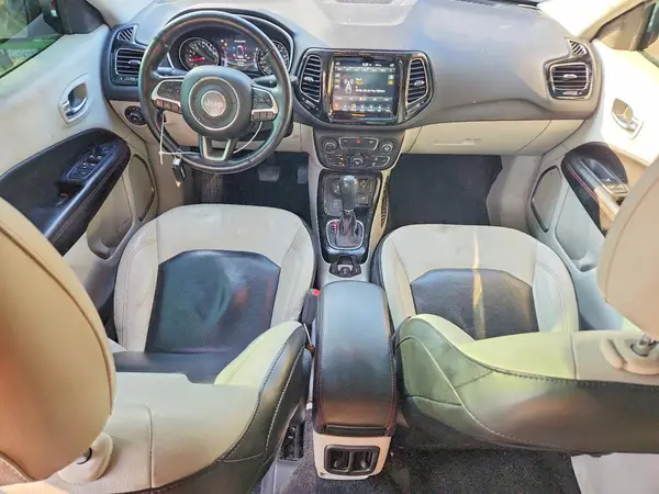 3C4NJDCB7JT241226 2018 JEEP COMPASS - Image 8