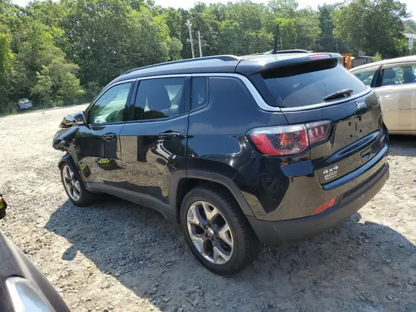 3C4NJDCB7JT245728 2018 JEEP COMPASS - Image 2