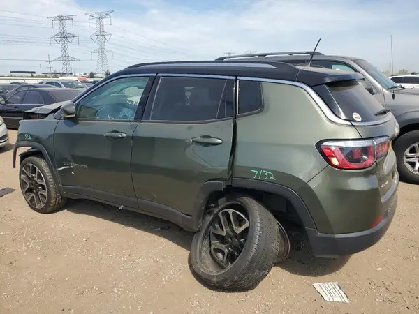 3C4NJDCB7JT246099 2018 JEEP COMPASS - Image 2
