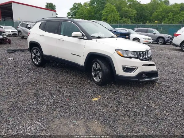 3C4NJDCB7JT246376 2018 JEEP COMPASS - Image 1