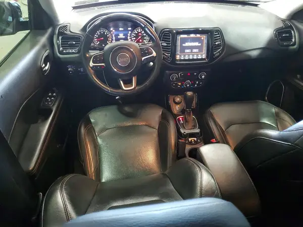 3C4NJDCB7JT255563 2018 JEEP COMPASS - Image 8
