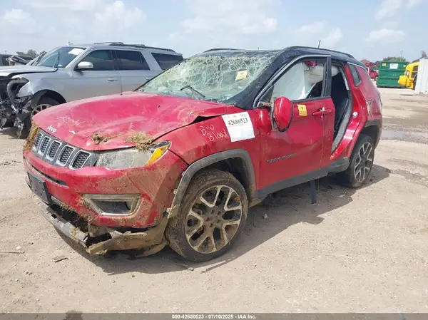 3C4NJDCB7JT264506 2018 JEEP COMPASS - Image 2