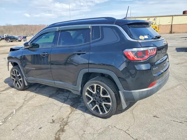 3C4NJDCB7JT282195 2018 JEEP COMPASS - Image 2