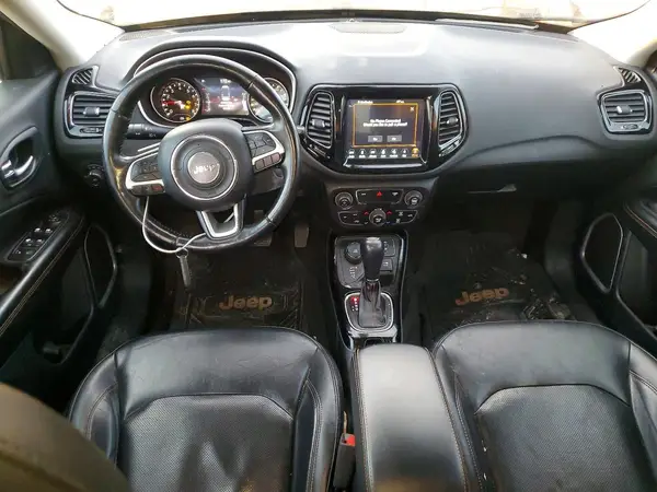 3C4NJDCB7JT302980 2018 JEEP COMPASS - Image 8
