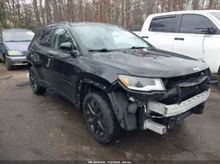 3C4NJDCB7JT340659 2018 JEEP COMPASS