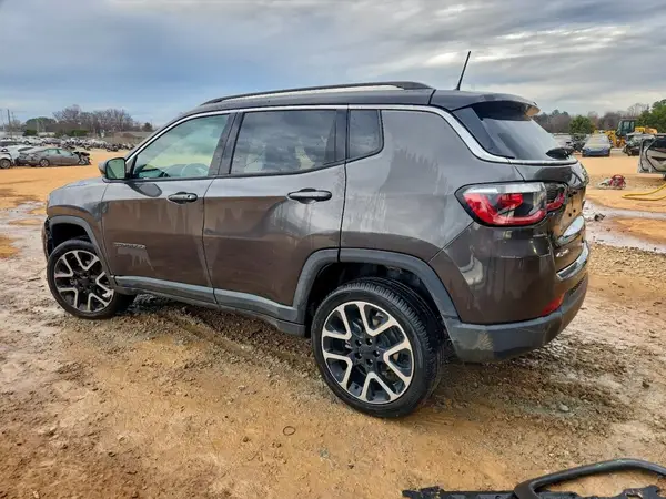 3C4NJDCB7JT343481 2018 JEEP COMPASS - Image 2
