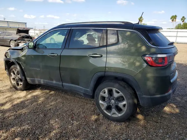 3C4NJDCB7JT348874 2018 JEEP COMPASS - Image 2