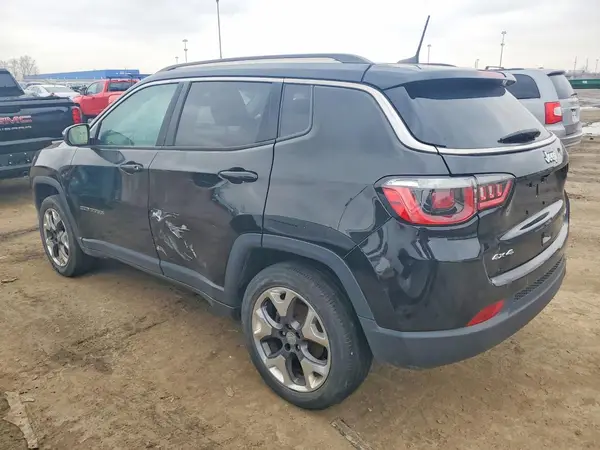 3C4NJDCB7JT354173 2018 JEEP COMPASS - Image 2