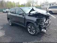 3C4NJDCB7JT354853 2018 JEEP COMPASS