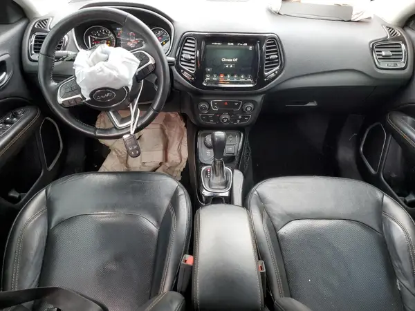 3C4NJDCB7JT360314 2018 JEEP COMPASS - Image 8