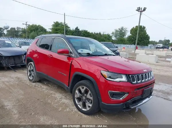 3C4NJDCB7JT398318 2018 JEEP COMPASS - Image 1