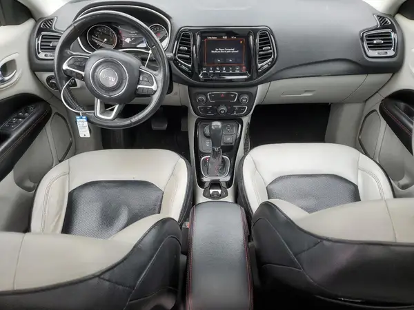 3C4NJDCB7JT434671 2018 JEEP COMPASS - Image 8