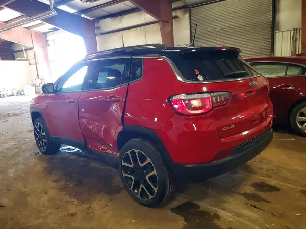 3C4NJDCB7JT435349 2018 JEEP COMPASS - Image 2