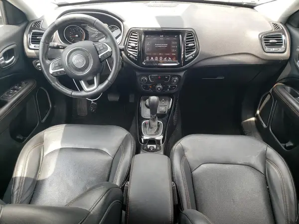3C4NJDCB7JT437022 2018 JEEP COMPASS - Image 8