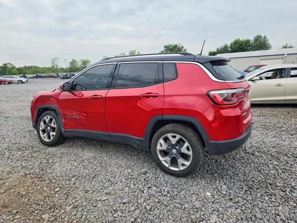 3C4NJDCB7JT437229 2018 JEEP COMPASS - Image 2