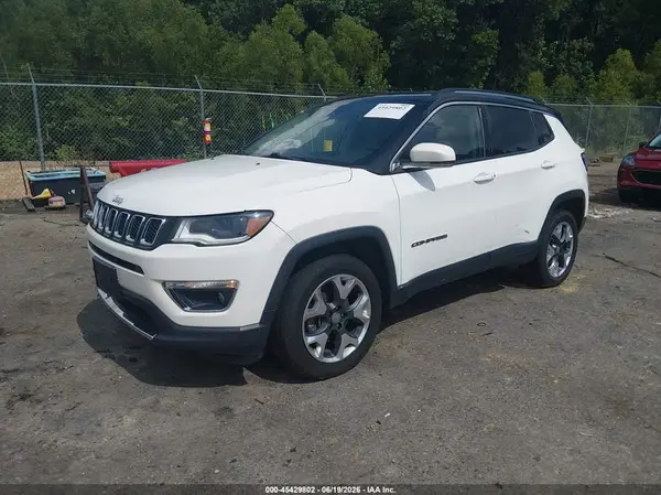 3C4NJDCB7JT442589 2018 JEEP COMPASS - Image 2