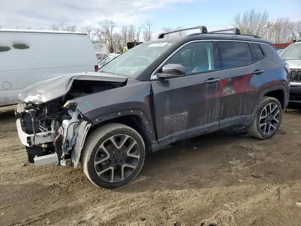 3C4NJDCB7JT470280 2018 JEEP COMPASS - Image 1