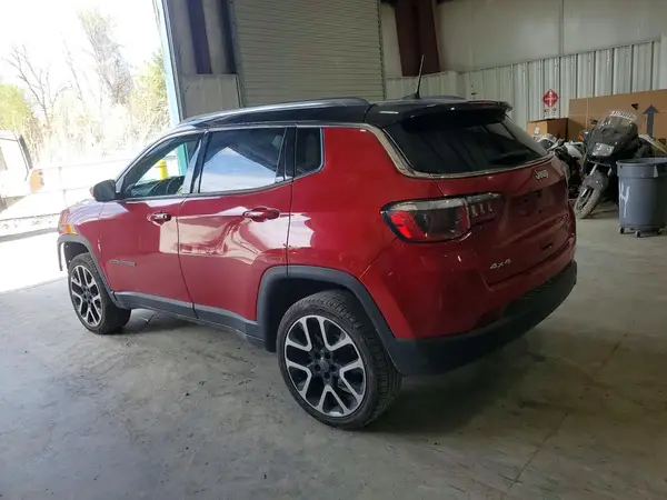 3C4NJDCB7JT483790 2018 JEEP COMPASS - Image 2