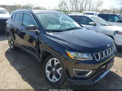 3C4NJDCB7JT493851 2018 JEEP COMPASS