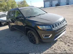 3C4NJDCB7JT501589 2018 JEEP COMPASS