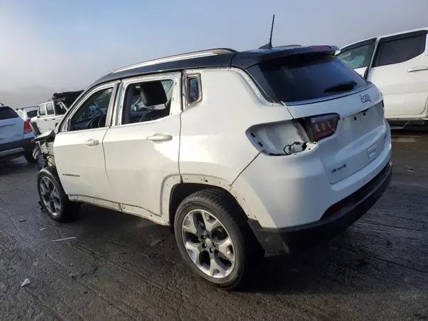 3C4NJDCB7KT596401 2019 JEEP COMPASS - Image 2