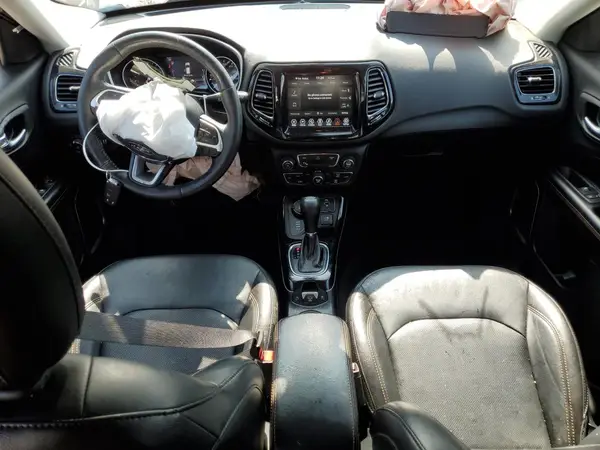 3C4NJDCB7KT616775 2019 JEEP COMPASS - Image 8