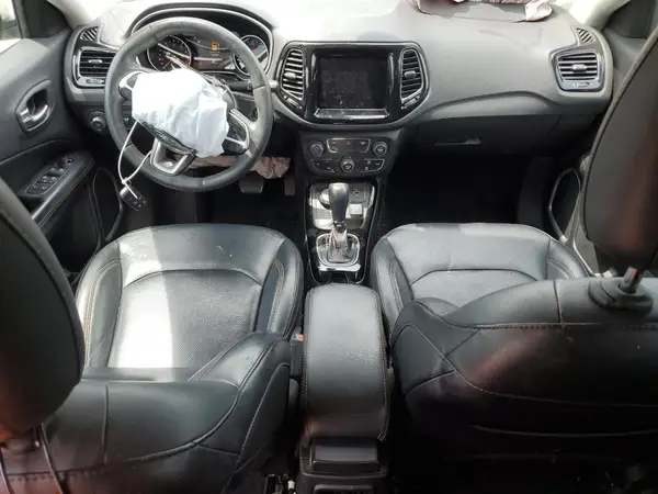 3C4NJDCB7KT620292 2019 JEEP COMPASS - Image 8