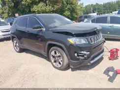 3C4NJDCB7KT638615 2019 JEEP COMPASS