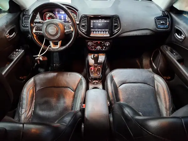 3C4NJDCB7KT639182 2019 JEEP COMPASS - Image 8