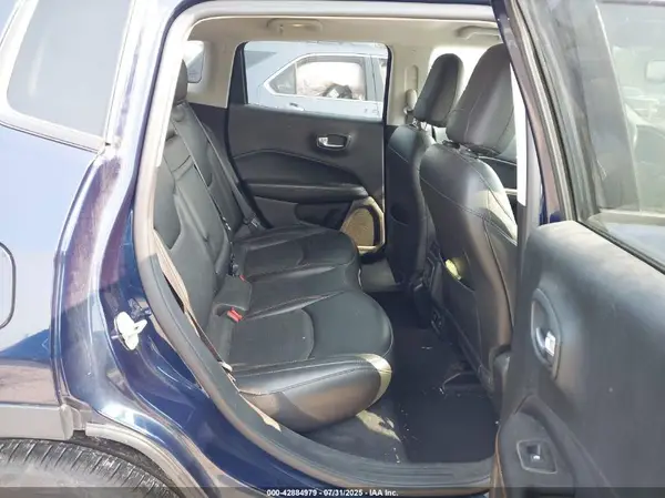 3C4NJDCB7KT639585 2019 JEEP COMPASS - Image 8