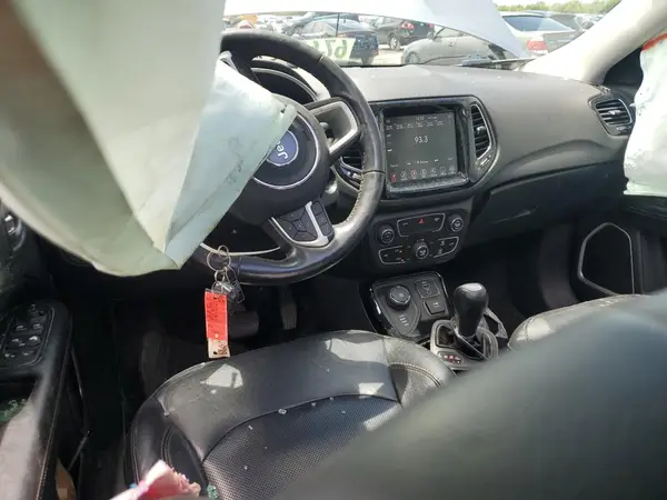3C4NJDCB7KT646116 2019 JEEP COMPASS - Image 8