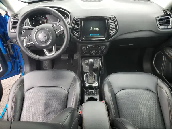 3C4NJDCB7KT647945 2019 JEEP COMPASS - Image 8