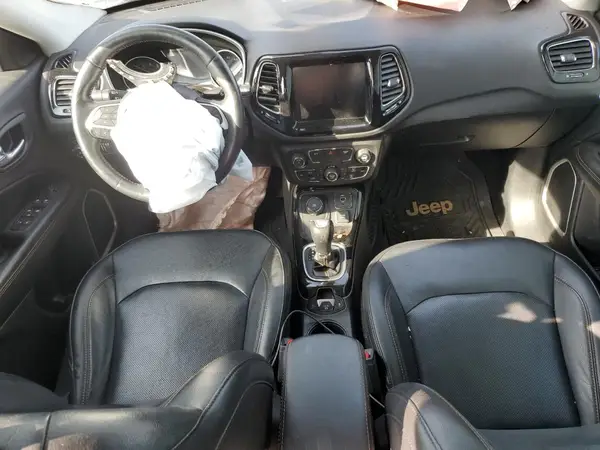 3C4NJDCB7KT666317 2019 JEEP COMPASS - Image 8