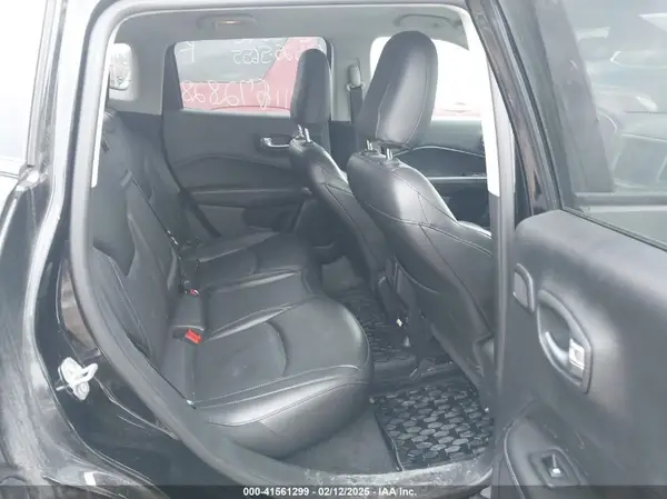 3C4NJDCB7KT672828 2019 JEEP COMPASS - Image 8