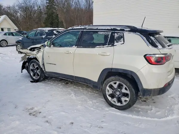 3C4NJDCB7KT689385 2019 JEEP COMPASS - Image 2